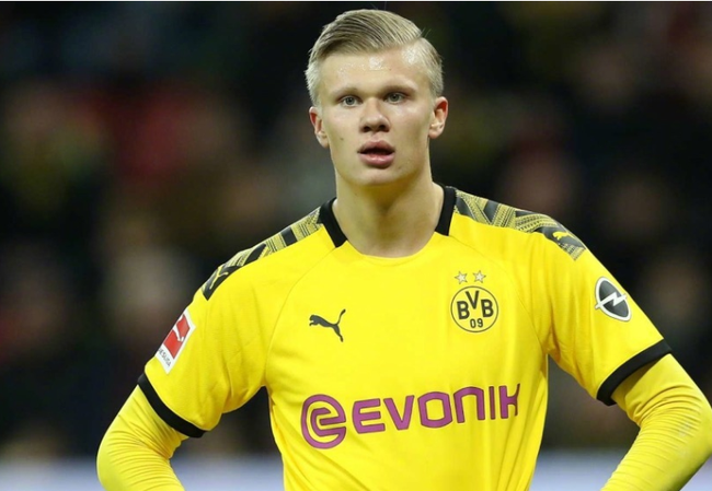 意大利裁判马萨执法巴萨对法兰克福，此前他从未执法巴萨比赛（马萨将执法巴萨对法兰克福，这是他首次执法巴萨比赛）